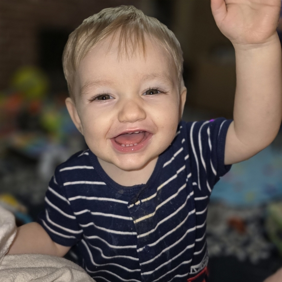 π€ Your Posh Ambassador: Amanda π€ - Picture 4 of 4